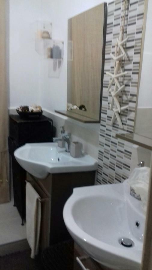 Marina'S House Bed & Breakfast La Spezia Bagian luar foto